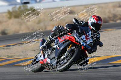 media/Dec-18-2022-SoCal Trackdays (Sun) [[8099a50955]]/Turn 4 (1pm)/